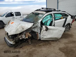 2021 Subaru Ascent Premium z VIN 4S4WMAEDXM3447810, wystawiony jako Copart lot #48002205 z przebiegiem 47 576 mil mil oraz Szkoda całkowita • Salvage title. Historia ofert i sprzedaży dostępna na DreamBid. Obrazek 1.