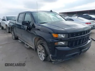 2020 Chevrolet Silverado 1500 Custom with VIN 3GCPWBEH0LG399936, listed as a IAAI auction lot 41586221 with 123,715 mi miles. Bid and sale history available at carsss.com. Image 1.