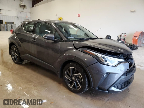 2022 Toyota C-HR XLE with VIN NMTKHMBX4NR146505, listed as a Copart auction lot 46410595 with 32,308 mi miles and Clean Title. Bid and sale history available at carsss.com. Image 4.