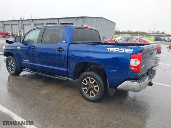 2014 Toyota Tundra 4WD Truck SR5 with VIN 5TFDY5F19EX412813, listed as a IAAI auction lot 41652585 with 164,091 mi miles. Bid and sale history available at carsss.com. Image 3.