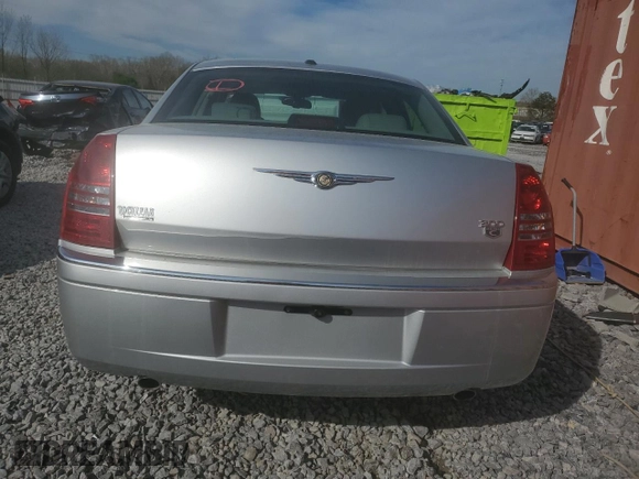 2007 Chrysler 300 C with VIN 2C3KA63H87H873497, listed as a Copart auction lot 50574925 with 85,018 mi miles and Clean Title. Bid and sale history available at carsss.com. Image 6.