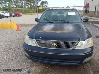 2002 Toyota Avalon XL with VIN 4T1BF28B42U248087, listed as a IAAI auction lot 42045427 with 290,170 mi miles. Bid and sale history available at carsss.com. Image 6.