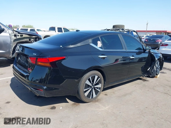 2021 Nissan Altima SV with VIN 1N4BL4DV0MN384955, listed as a IAAI auction lot 42353612 with 78,685 mi miles and . Bid and sale history available at DreamBid. Image 4.