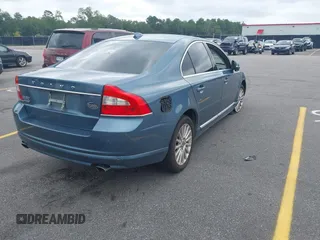 2013 Volvo S80 3.2L z VIN YV1940AS5D1168657, wystawiony jako IAAI lot #39945438 z przebiegiem 249 336 mil mil oraz . Historia ofert i sprzedaży dostępna na DreamBid. Obrazek 4.