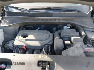 2016 Kia Sorento LX with VIN 5XYPGDA31GG002581, listed as a IAAI auction lot 41366057 with 170,671 mi miles. Bid and sale history available at carsss.com. Image 10.