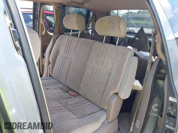 1998 Toyota Sienna LE z VIN 4T3ZF13C9WU036694, wystawiony jako IAAI lot #42231375 z przebiegiem 192 027 mil mil oraz . Historia ofert i sprzedaży dostępna na DreamBid. Obrazek 8.