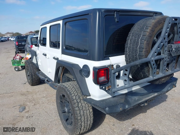 2018 Jeep Wrangler Unlimited Sport S with VIN 1C4HJXDG0JW205803, listed as a IAAI auction lot 41615097 with 1 mi miles. Bid and sale history available at carsss.com. Image 3.