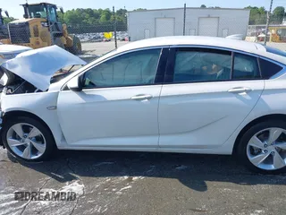2018 Buick Regal Preferred with VIN W04GL6SX4J1074546, listed as a IAAI auction lot 41623194 with 30,757 mi miles and . Bid and sale history available at DreamBid. Image 14.