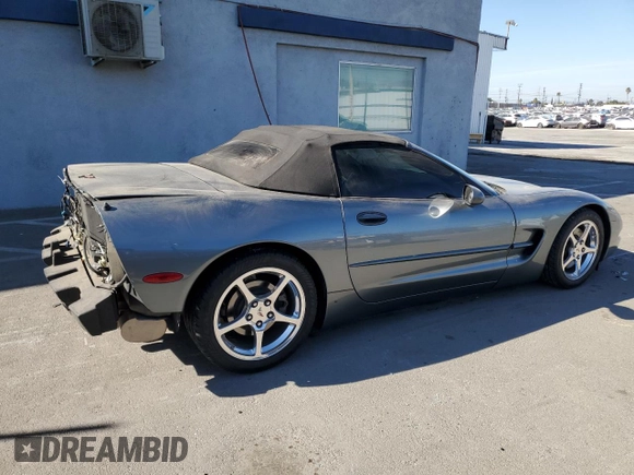 2004 Chevrolet Corvette with VIN 1G1YY32G245113182, listed as a Copart auction lot 81094294 with 32,663 mi miles and Salvage Title. Bid and sale history available at carsss.com. Image 3.