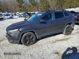2017 Jeep Cherokee Limited with VIN 1C4PJLDB1HW511072, listed as a Copart auction lot 88026105 with 94,663 mi miles and Salvage Title. Bid and sale history available at carsss.com. Image 1.