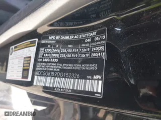 2013 Mercedes-Benz GLK-Class GLK 350 with VIN WDCGG8JB9DG152326, listed as a IAAI auction lot 42091824 with 175,017 mi miles. Bid and sale history available at carsss.com. Image 9.