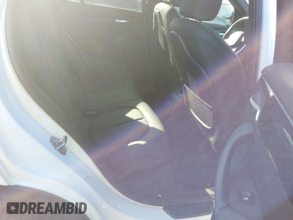 2019 BMW X1 xDrive28i with VIN WBXHT3C57K5L89697, listed as a IAAI auction lot 40729513 with 46,319 mi miles and . Bid and sale history available at DreamBid. Image 8.