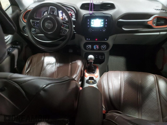 2016 Jeep Renegade Latitude with VIN ZACCJABW3GPC69213, listed as a Copart auction lot 42292245 with 82,236 mi miles and Salvage Title. Bid and sale history available at DreamBid. Image 8.