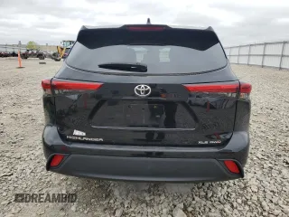 2022 Toyota Highlander XLE with VIN 5TDGZRBH6NS175420, listed as a Copart auction lot 57328585 with 47,962 mi miles and Salvage title. Bid and sale history available at DreamBid. Image 6.