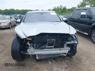 2017 Jaguar F-Pace z VIN SADCP2BV4HA049757, wystawiony jako IAAI lot #42355061 z przebiegiem 45 116 mil mil oraz . Historia ofert i sprzedaży dostępna na DreamBid. Obrazek 12.