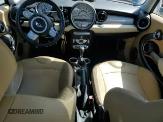 2009 MINI Hardtop S with VIN WMWMF73539TW85698, listed as a Copart auction lot 54957685 with 98,429 mi miles and Clean Title. Bid and sale history available at DreamBid. Image 8.