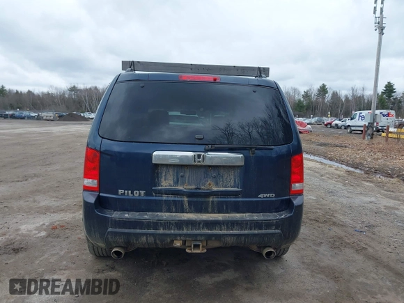 2011 Honda Pilot EX-L with VIN 5FNYF4H59BB052417, listed as a IAAI auction lot 42004376 with 223,854 mi miles. Bid and sale history available at carsss.com. Image 16.