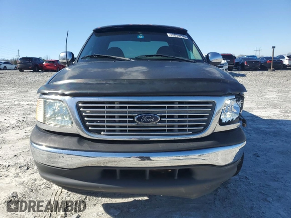 2000 Ford F-150 XL with VIN 2FTRX17W0YCA16836, listed as a Copart auction lot 45025205 with 0 mi miles and Salvage Title. Bid and sale history available at carsss.com. Image 5.