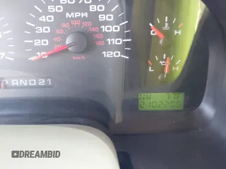 2005 Ford F-150 XLT с VIN 1FTPX12525FB43402, выставлен на аукционе IAAI как лот 42025311 с пробегом 210 220 миль миль и . История ставок и продаж доступна на DreamBid. Изображение 7.