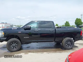 2020 Ram 2500 Tradesman with VIN 3C6UR5CJXLG267291, listed as a IAAI auction lot 42002310 with 89,706 mi miles and . Bid and sale history available at DreamBid. Image 13.
