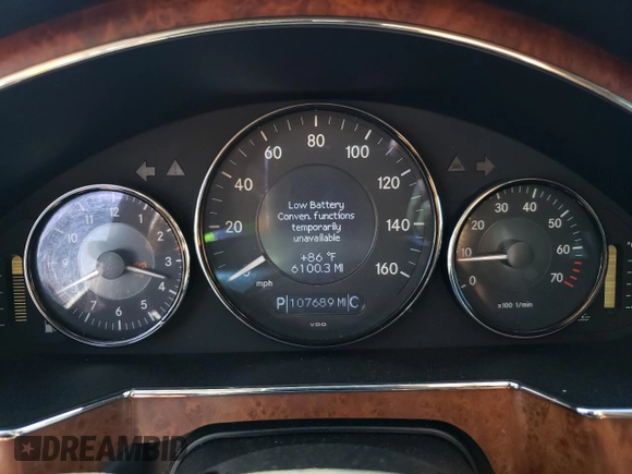 2006 Mercedes-Benz CLS-Class with VIN WDDDJ75X16A073061, listed as a Copart auction lot 75658154 with 107,689 mi miles and Salvage Title. Bid and sale history available at carsss.com. Image 9.