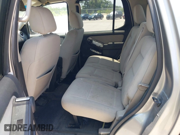 2008 Ford Explorer Sport Trac XLT z VIN 1FMEU51E28UB26894, wystawiony jako IAAI lot #42405007 z przebiegiem 194 386 mil mil oraz . Historia ofert i sprzedaży dostępna na DreamBid. Obrazek 8.