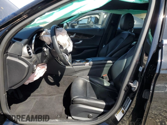 2019 Mercedes-Benz C 300 with VIN 55SWF8DBXKU294402, listed as a Copart auction lot 52570985 with 51,995 mi miles and Salvage Title. Bid and sale history available at DreamBid. Image 7.
