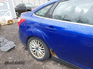 2014 Ford Focus Titanium with VIN 1FADP3J28EL240911, listed as a IAAI auction lot 42082812 with 144,625 mi miles. Bid and sale history available at carsss.com. Image 15.