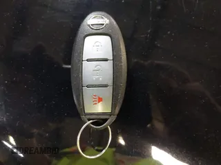 2020 Nissan Kicks S z VIN 3N1CP5BV2LL504266, wystawiony jako IAAI lot #42296615 z przebiegiem 55 944 mil mil oraz . Historia ofert i sprzedaży dostępna na DreamBid. Obrazek 11.