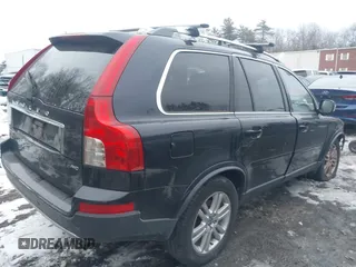 2011 Volvo XC90 I6 с VIN YV4952CZ6B1577348, выставлен на аукционе IAAI как лот 41541644 с пробегом 149 292 миль миль и . История ставок и продаж доступна на DreamBid. Изображение 4.