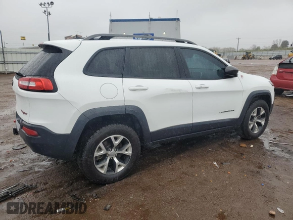 2017 Jeep Cherokee Trailhawk with VIN 1C4PJMBS1HW622388, listed as a Copart auction lot 54990075 with 101,437 mi miles and Salvage title. Bid and sale history available at DreamBid. Image 3.
