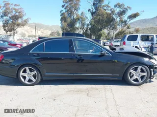 2010 Mercedes-Benz S-Class S 550 with VIN WDDNG7BB9AA348096, listed as a IAAI auction lot 41865468 with 128,845 mi miles. Bid and sale history available at carsss.com. Image 13.