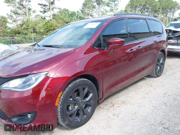 2019 Chrysler Pacifica Touring Plus z VIN 2C4RC1FG6KR532127, wystawiony jako IAAI lot #42285029 z przebiegiem 89 516 mil mil oraz . Historia ofert i sprzedaży dostępna na DreamBid. Obrazek 6.