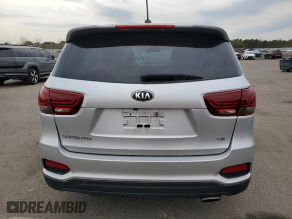 2019 Kia Sorento S with VIN 5XYPG4A51KG573210, listed as a Copart auction lot 49276015 with 100,989 mi miles and Salvage Title. Bid and sale history available at carsss.com. Image 6.