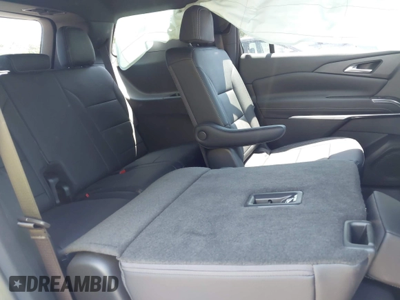 2025 Chevrolet Traverse FWD LT with VIN 1GNERGRS7SJ144304, listed as a IAAI auction lot 42522424 with 4,081 mi miles and . Bid and sale history available at DreamBid. Image 8.