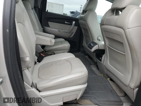 2010 GMC Acadia SLT1 z VIN 1GKLVMED8AJ135437, wystawiony jako Copart lot #59010535 z przebiegiem 101 589 mil mil oraz Czysty tytuł • Clean title. Historia ofert i sprzedaży dostępna na DreamBid. Obrazek 11.