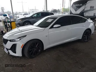 2021 Cadillac CT5 Sport z VIN 1G6DU5RK9M0117981, wystawiony jako IAAI lot #42021432 z przebiegiem 67 363 mil mil oraz . Historia ofert i sprzedaży dostępna na DreamBid. Obrazek 2.