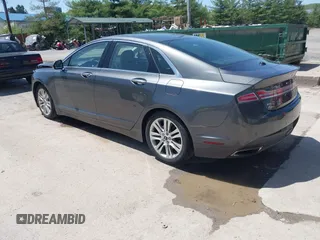 2016 Lincoln MKZ with VIN 3LN6L2J98GR611569, listed as a IAAI auction lot 42151123 with 84,184 mi miles and . Bid and sale history available at DreamBid. Image 3.