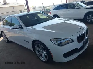 2015 BMW 7 Series 740i с VIN WBAYA6C53FGK16576, выставлен на аукционе IAAI как лот 42189587 с пробегом 68 546 миль миль и . История ставок и продаж доступна на DreamBid. Изображение 1.