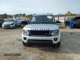 2016 Land Rover LR4 HSE z VIN SALAG2V68GA825659, wystawiony jako IAAI lot #40805256 z przebiegiem 124 342 mil mil oraz . Historia ofert i sprzedaży dostępna na DreamBid. Obrazek 12.