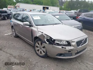 2008 Volvo V70 with VIN YV1BW982681042870, listed as a IAAI auction lot 42082815 with 265,364 mi miles and . Bid and sale history available at DreamBid. Image 1.