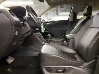 2018 Volkswagen Tiguan SEL with VIN 3VV3B7AX1JM087659, listed as a Copart auction lot 41902795 with 116,512 mi miles and Salvage Title. Bid and sale history available at DreamBid. Image 7.