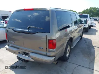 2005 Ford Excursion Limited z VIN 1FMNU42P25ED44334, wystawiony jako IAAI lot #42344600 z przebiegiem 171 512 mil mil oraz . Historia ofert i sprzedaży dostępna na DreamBid. Obrazek 4.