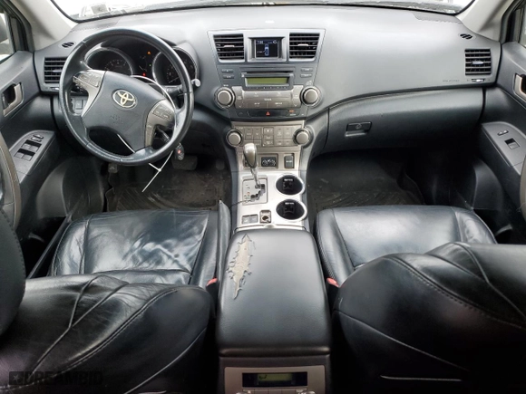 2010 Toyota Highlander SE with VIN 5TDJK3EH5AS014053, listed as a Copart auction lot 50320305 with 178,919 mi miles and Salvage Title. Bid and sale history available at carsss.com. Image 8.