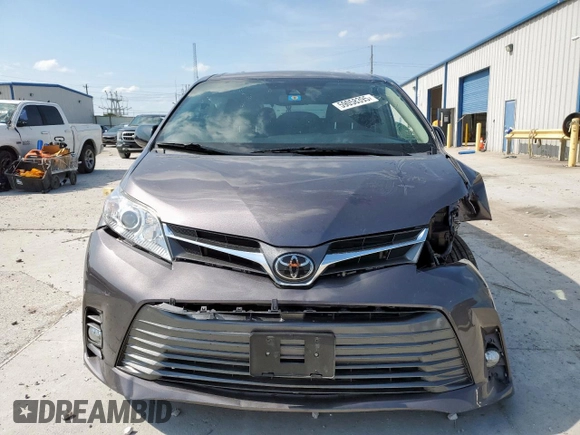 2019 Toyota Sienna XLE Auto Access Seat z VIN 5TDYZ3DC9KS995084, wystawiony jako Copart lot #59058395 z przebiegiem 47 104 mil mil oraz Szkoda całkowita • Salvage title. Historia ofert i sprzedaży dostępna na DreamBid. Obrazek 5.