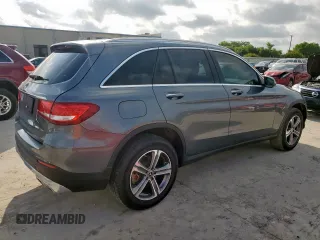 2019 Mercedes-Benz GLC 300 with VIN WDC0G4JB6KV133655, listed as a Copart auction lot 60058135 with 126,503 mi miles and Clean title. Bid and sale history available at DreamBid. Image 3.