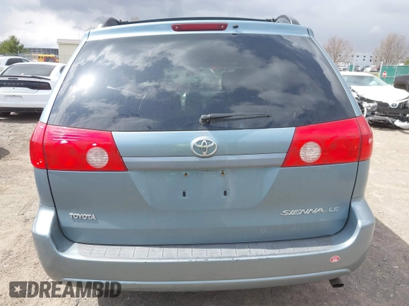 2008 Toyota Sienna CE with VIN 5TDZK23C58S166087, listed as a IAAI auction lot 42032255 with 258,100 mi miles. Bid and sale history available at carsss.com. Image 16.