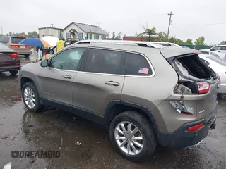 2017 Jeep Cherokee High Altitude z VIN 1C4PJMDS2HW614796, wystawiony jako IAAI lot #42341592 z przebiegiem 97 301 mil mil oraz . Historia ofert i sprzedaży dostępna na DreamBid. Obrazek 3.