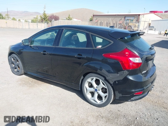 2014 Ford Focus ST with VIN 1FADP3L97EL199309, listed as a IAAI auction lot 41969919 with 174,344 mi miles and . Bid and sale history available at carsss.com. Image 3.