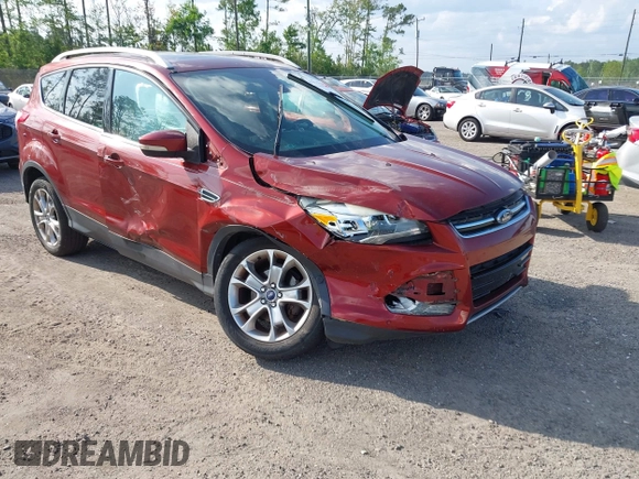 2014 Ford Escape Titanium with VIN 1FMCU0JX7EUB96463, listed as a IAAI auction lot 41935190 with 67,098 mi miles. Bid and sale history available at carsss.com. Image 1.